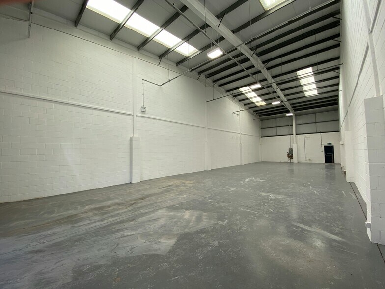 Colvilles Park, East Kilbride for lease - Building Photo - Image 2 of 6