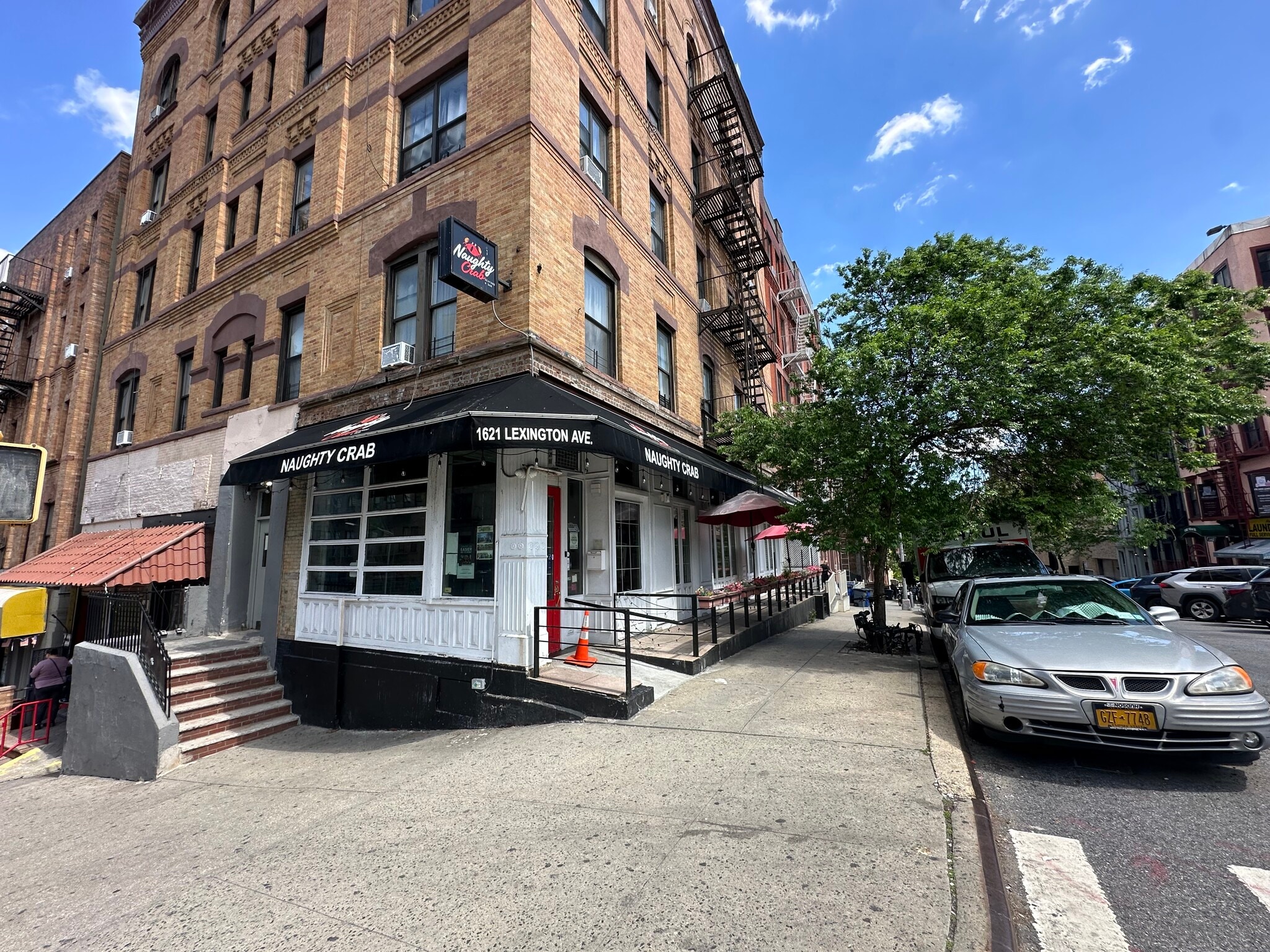 1621 Lexington Ave, New York, NY for lease Building Photo- Image 1 of 6