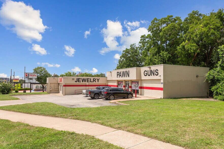 1166 Airport Blvd, Austin, TX à vendre - Photo principale - Image 1 de 2