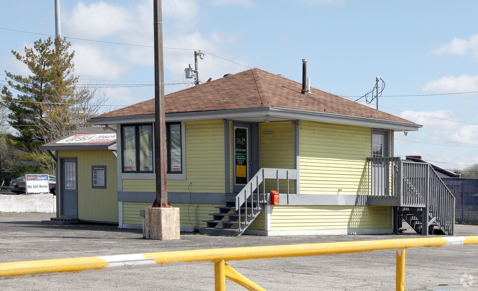 4545 N Keystone Ave, Indianapolis, IN for sale - Building Photo - Image 2 of 4