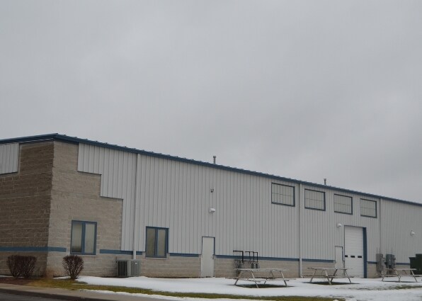 5402 Austin Ct, Ringwood, IL à louer - Photo du bâtiment - Image 2 de 7