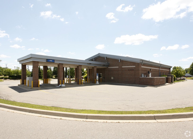 45420 Michigan Ave, Canton Township, MI for lease - Building Photo - Image 2 of 2