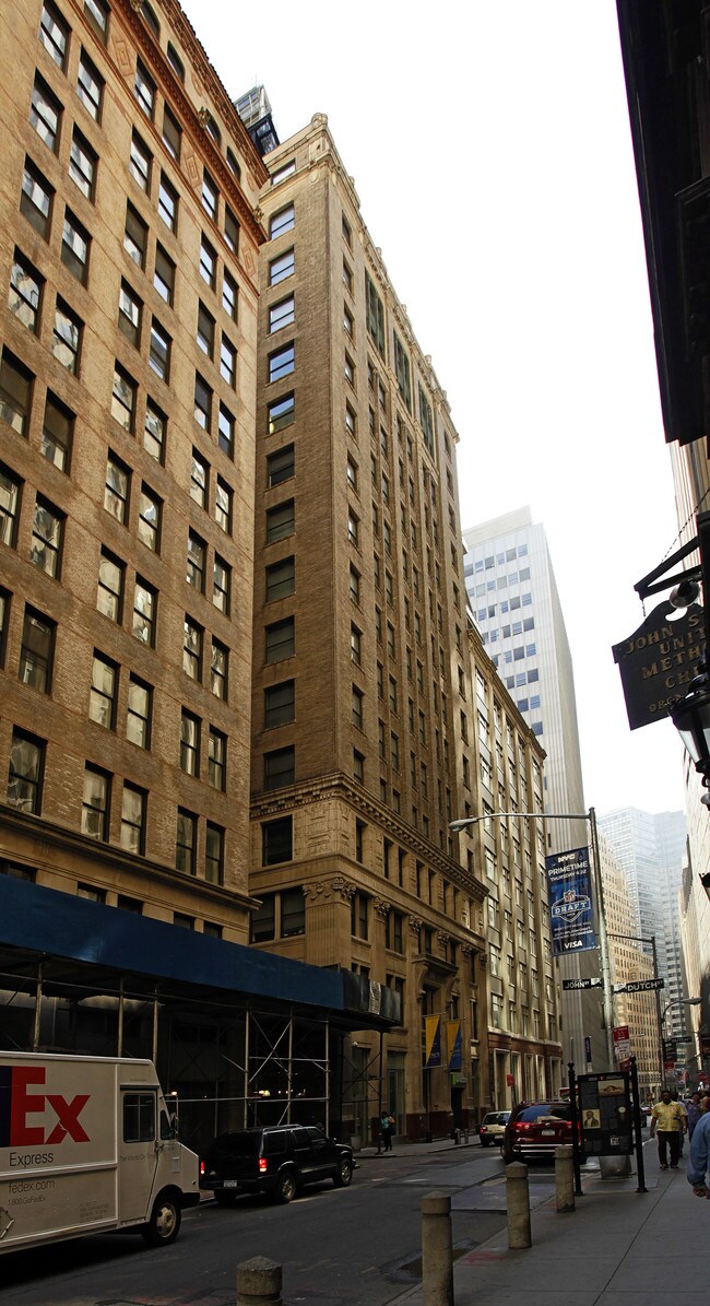Plus de détails pour 55 John St, New York, NY - Commerce de détail à louer