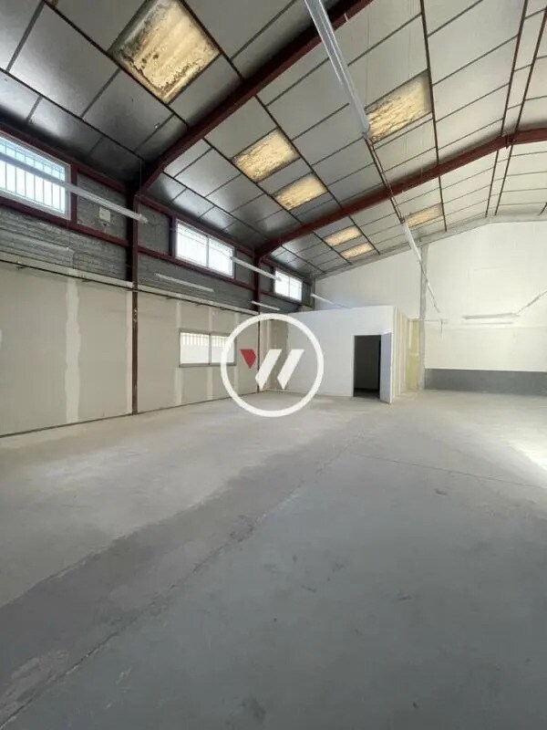 Commerce de détail dans Aubagne à louer Photo intérieure- Image 1 de 4