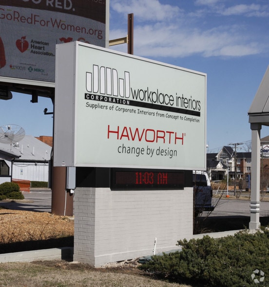 7910 W Broad St, Richmond, VA à vendre - Photo du bâtiment - Image 3 de 4