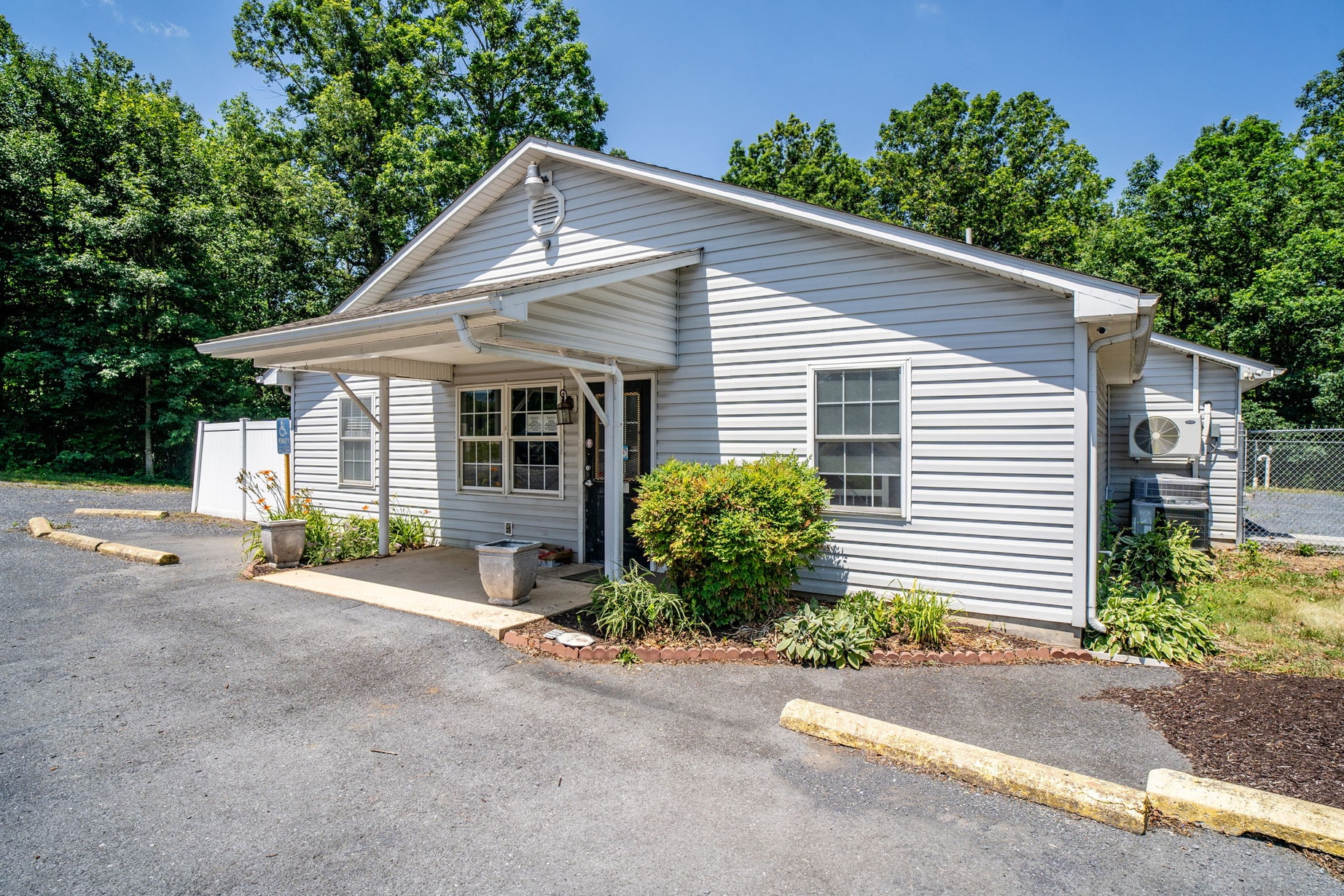 1001 Mount Torrey Rd, Lyndhurst, VA for sale Primary Photo- Image 1 of 14