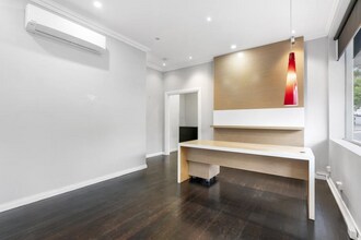 3 Avoca Street, South Yarra for lease Interior Photo- Image 2 of 4