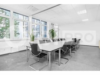 More details for 16 Cours Du Danube, Serris - Office for Lease