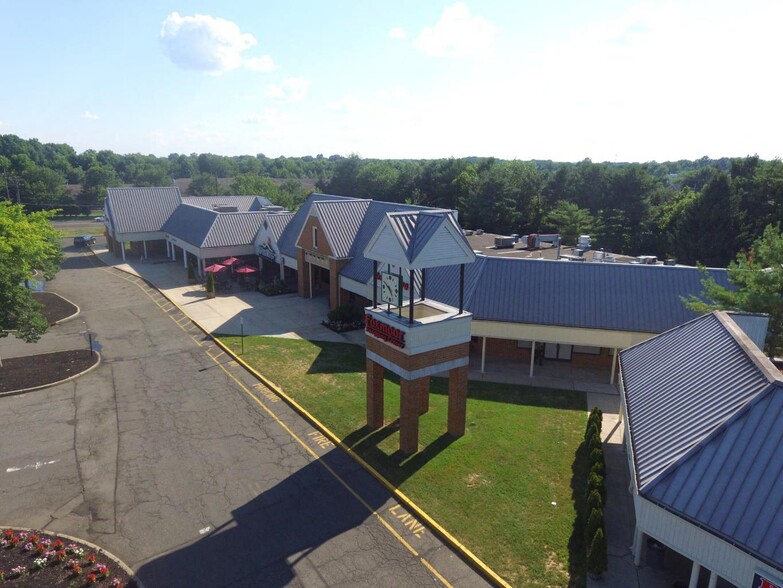1095 Washington Blvd, Trenton, NJ for lease - Building Photo - Image 2 of 5