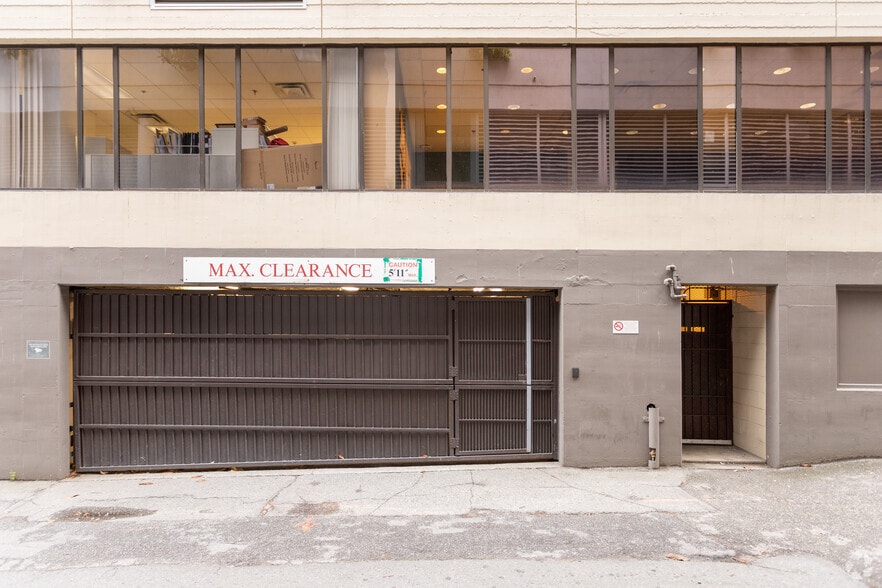 814 Richards St, Vancouver, BC for lease - Building Photo - Image 3 of 7