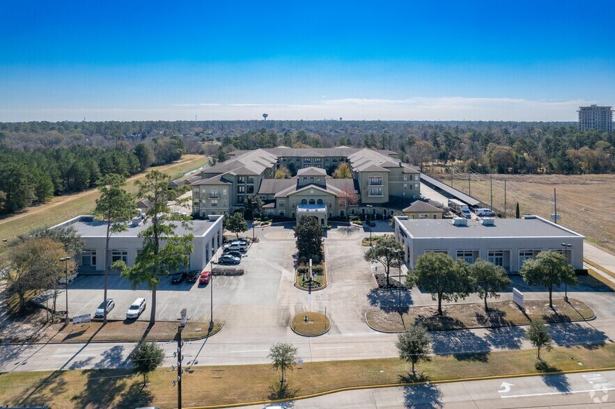 8201 Cypresswood Dr, Spring, TX à louer - Photo du bâtiment - Image 2 de 19
