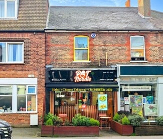 Plus de détails pour 224 Godstone Rd, Whyteleafe - Commerce de détail à vendre