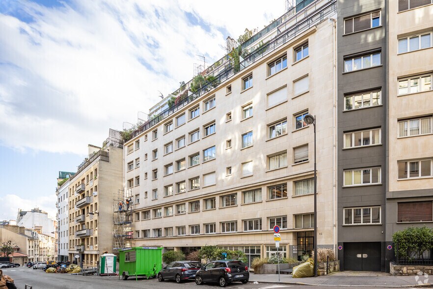 43 Rue Raffet, Paris for sale - Primary Photo - Image 1 of 11