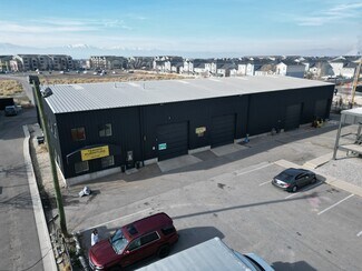 Plus de détails pour 111 N Geneva Rd, Orem, UT - Industriel à louer
