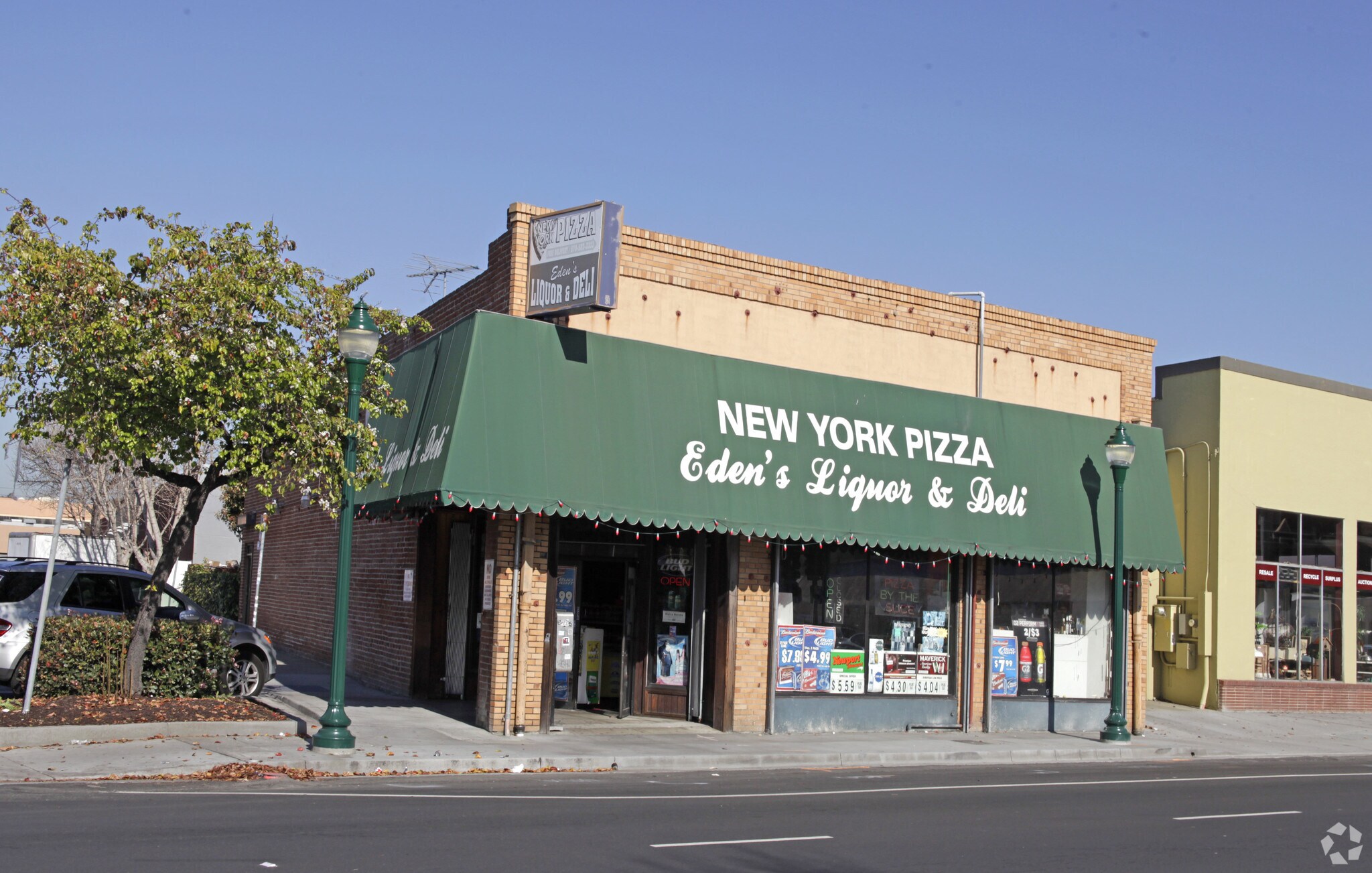 1086 A St, Hayward, CA à vendre Photo principale- Image 1 de 4