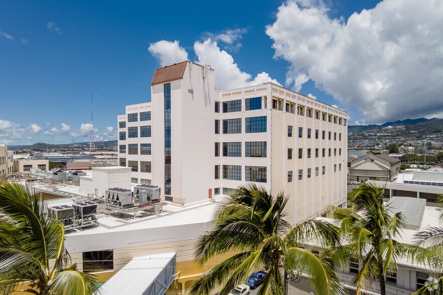 680 Iwilei Rd, Honolulu, HI à louer - Photo du bâtiment - Image 3 de 13