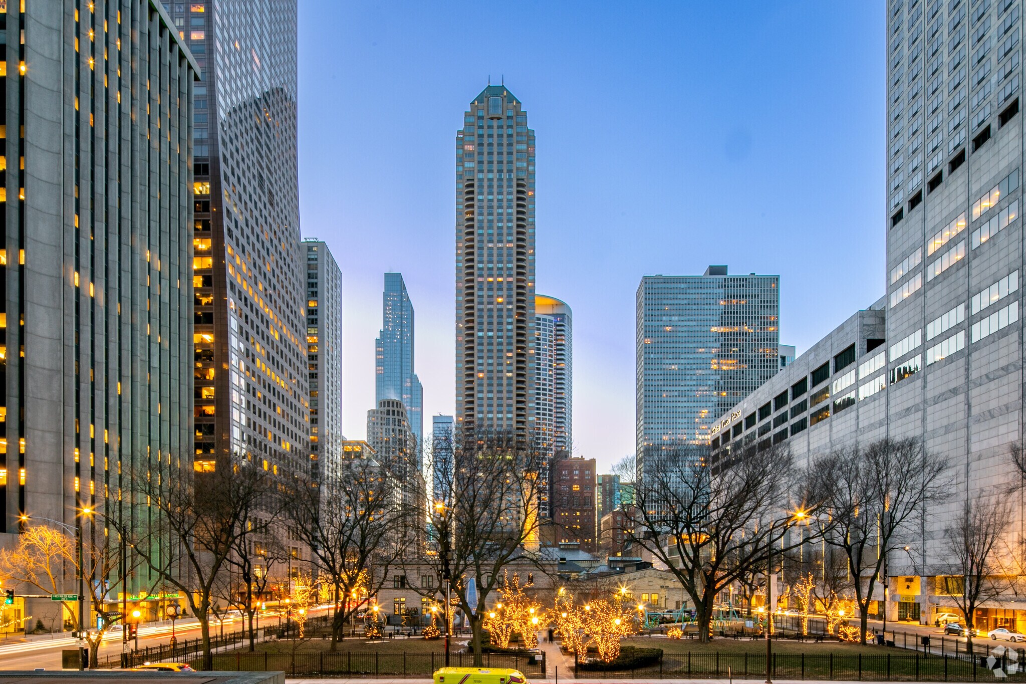 800 N Michigan Ave, Chicago, IL à louer Photo principale- Image 1 de 7