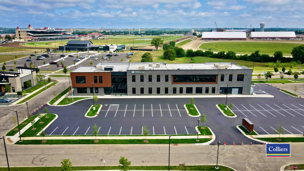 2941 Winners Circle Dr, Shakopee, MN à louer - Photo du bâtiment - Image 2 de 6