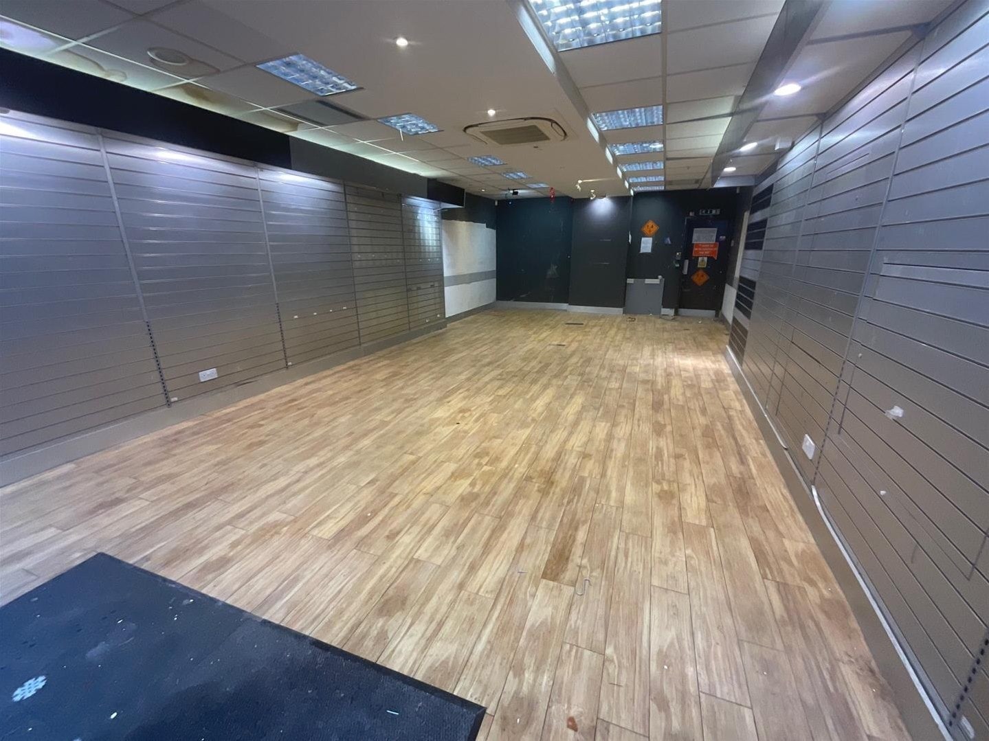 79 Newborough, Scarborough for lease Interior Photo- Image 1 of 3