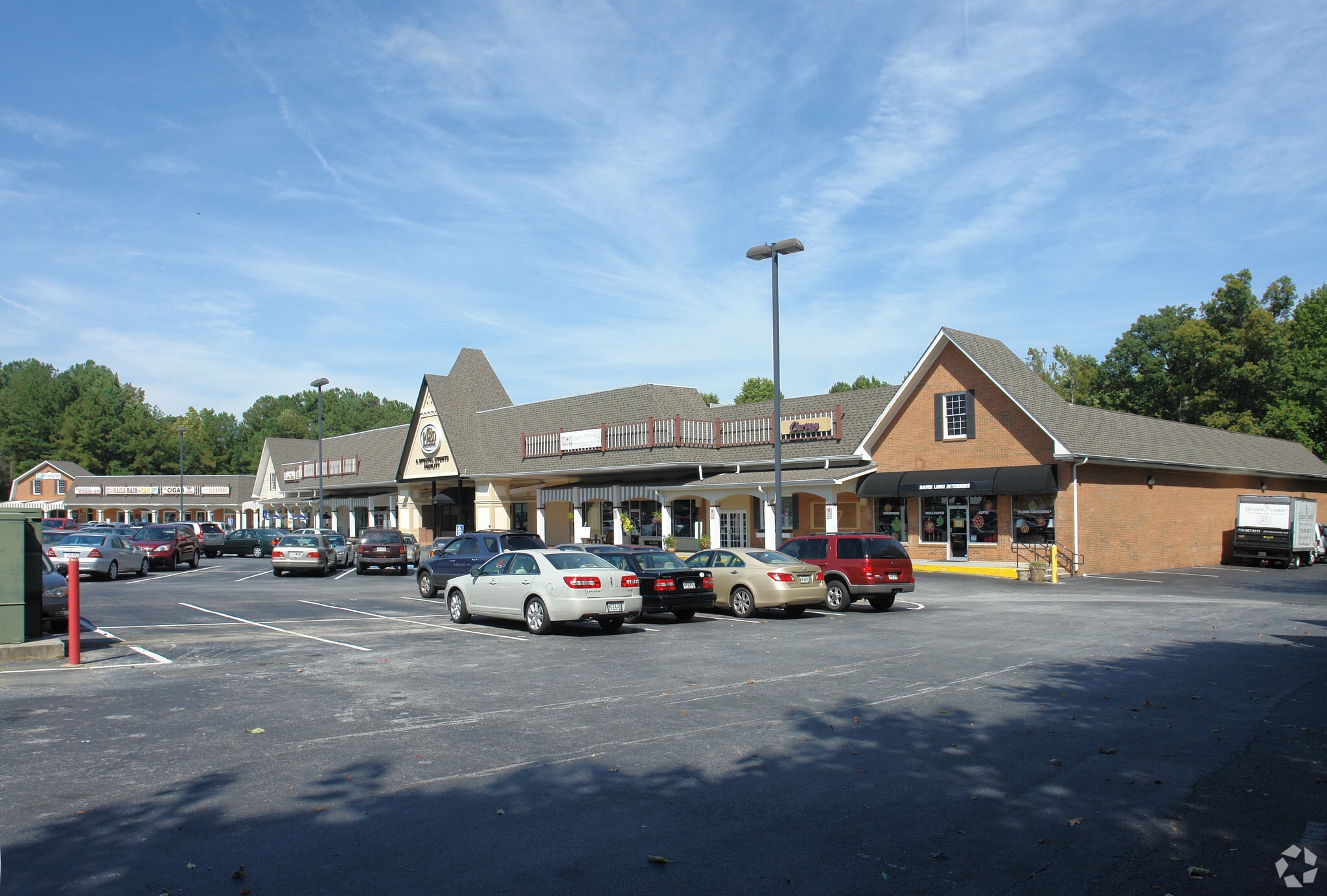1400-1420 Dunwoody Village Pky, Dunwoody, GA for lease Building Photo- Image 1 of 2
