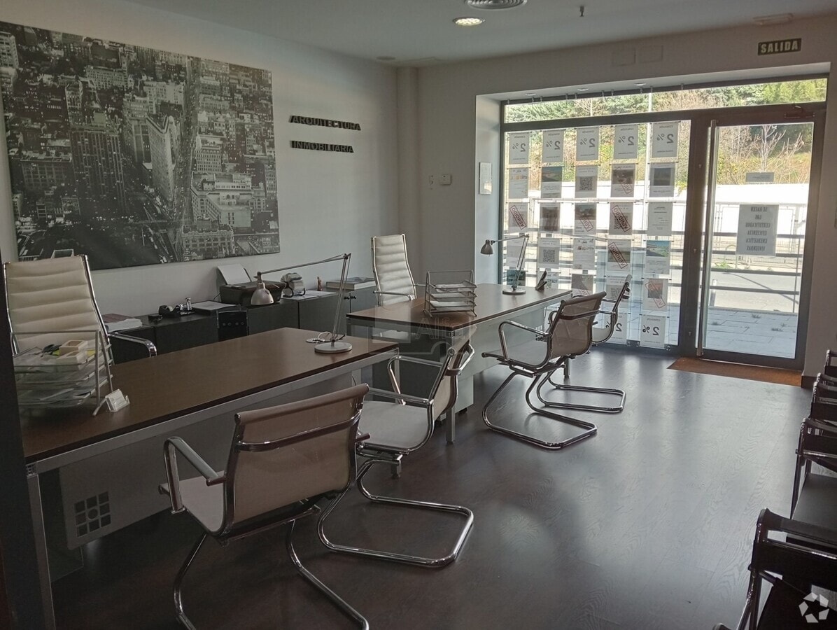 Galapagar, MAD 28420 - - - Interior Photo - Image 1 of 3