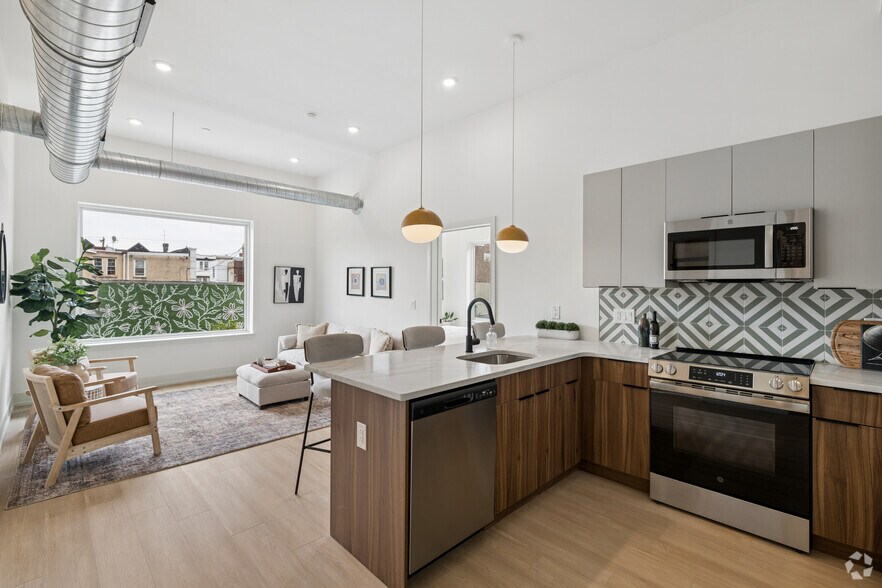 1818 N 53rd St, Philadelphia, PA à louer - Photo intérieure - Image 3 de 32