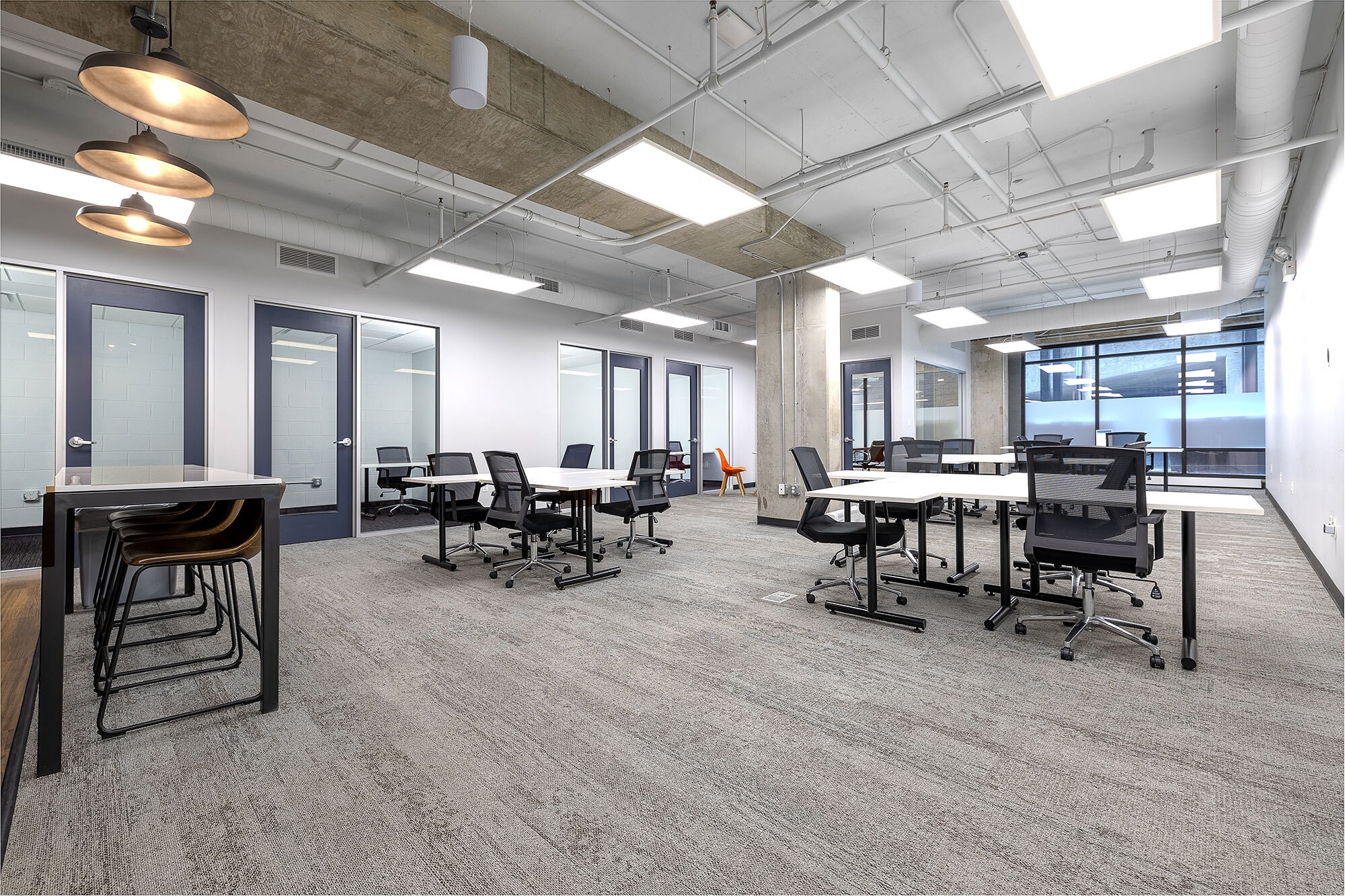 405 W Superior St, Chicago, IL for lease Interior Photo- Image 1 of 3