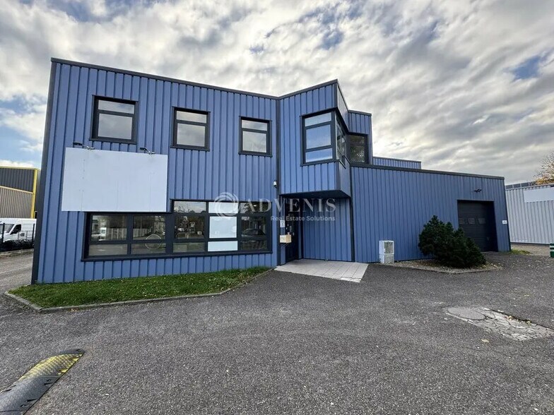 Industrial in Eckbolsheim for sale - Primary Photo - Image 1 of 5