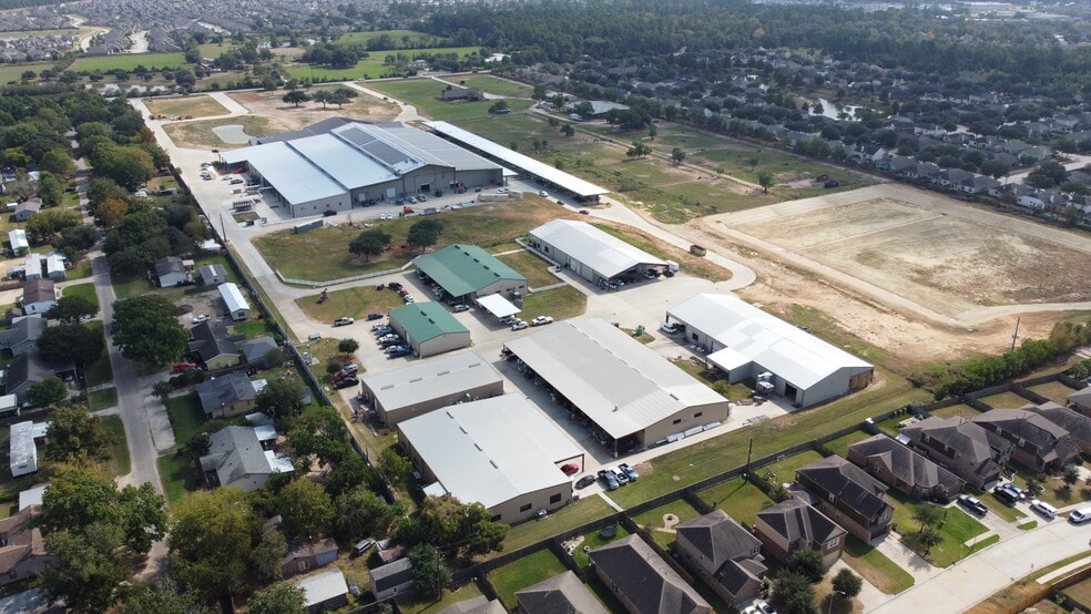 14857 Grant Rd, Cypress, TX à louer - Photo du bâtiment - Image 3 de 5