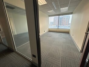 701 Lee St, Des Plaines, IL for lease Building Photo- Image 1 of 5