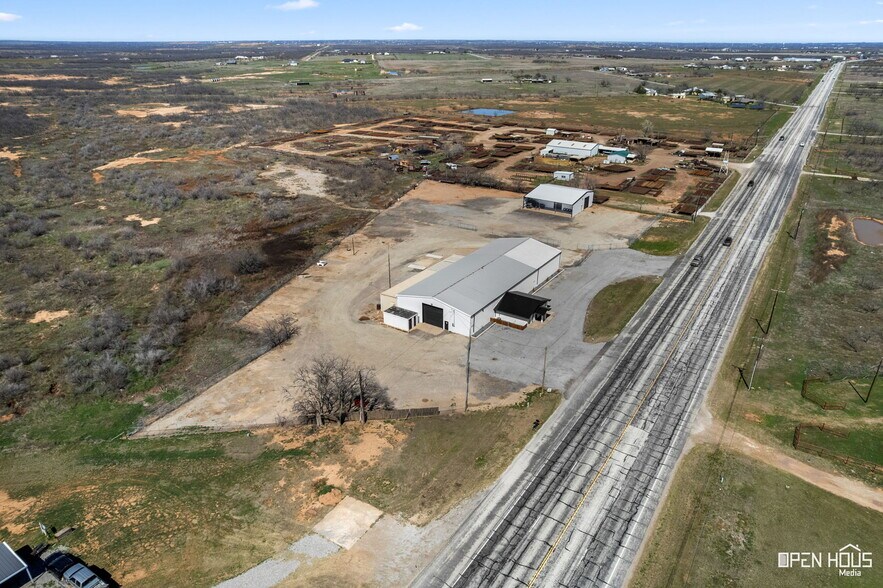 9478 Seymour Hwy, Wichita Falls, TX à vendre - Photo du bâtiment - Image 3 de 37