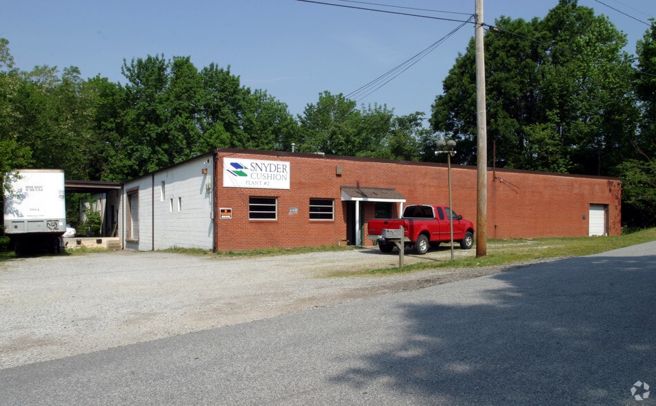 1100 W Ward Ave, High Point, NC for lease - Building Photo - Image 2 of 5