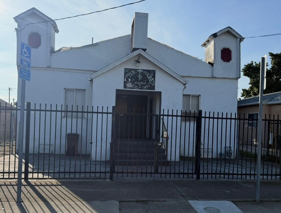 9941 D St, Oakland, CA à vendre Photo principale- Image 1 de 3