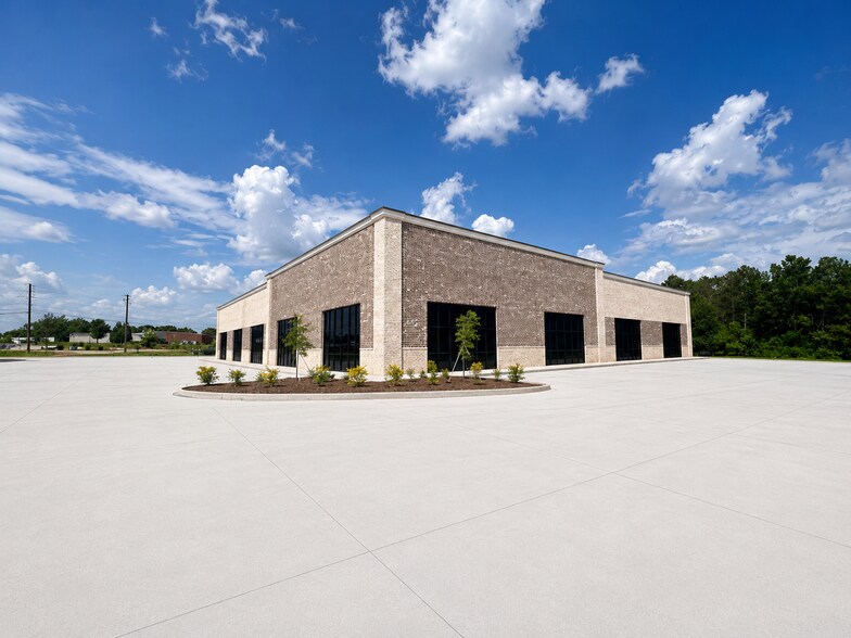 4515 M Stringer Rd, Oakwood, GA à louer - Photo du bâtiment - Image 2 de 4