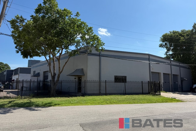 More details for 4802 Memphis St, Dallas, TX - Industrial for Lease