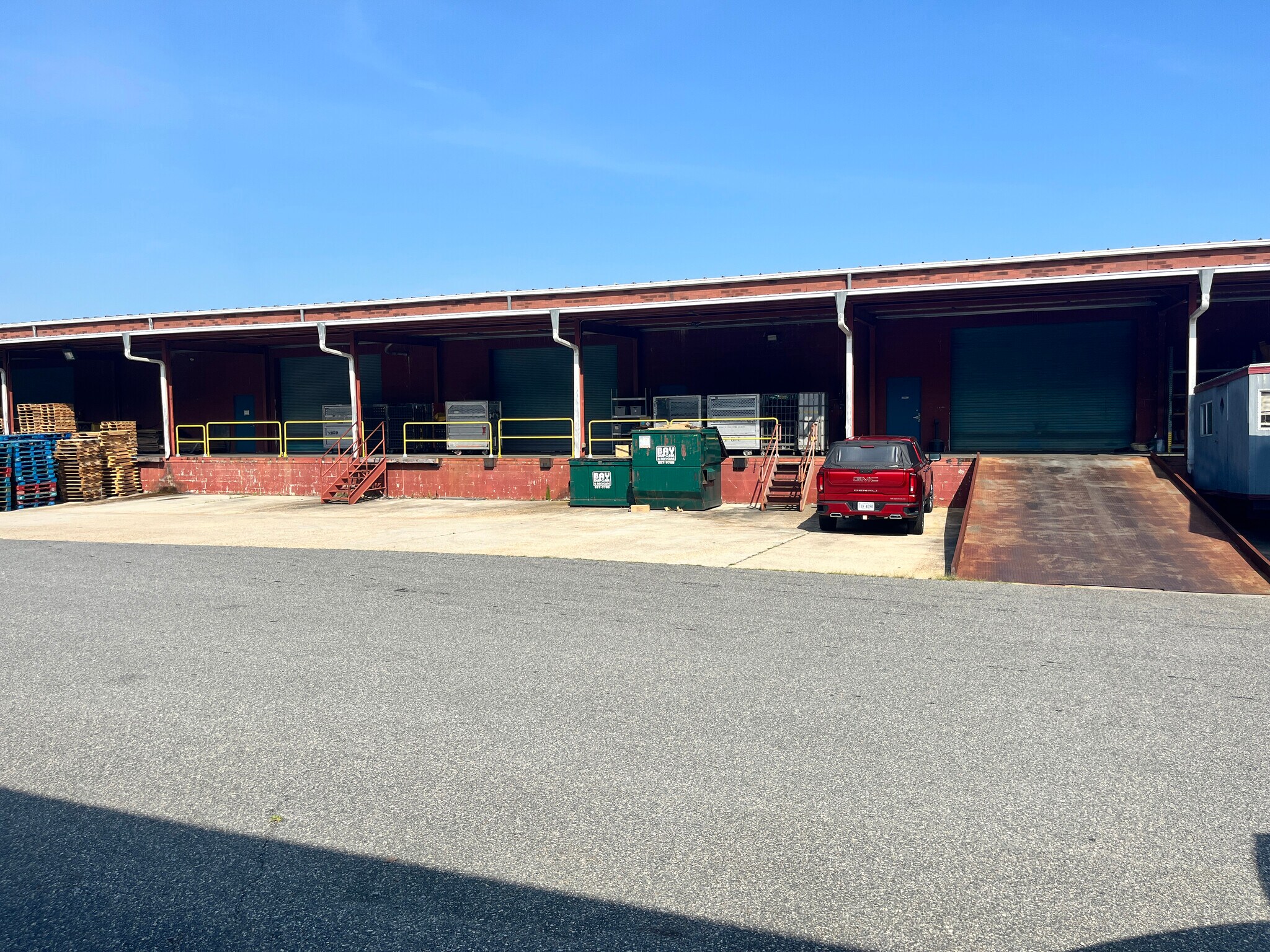 2696 Reliance Dr, Virginia Beach, VA for lease Building Photo- Image 1 of 3