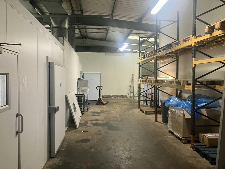 35 White Hart Ave, Londres à louer - Photo intérieure - Image 3 de 11