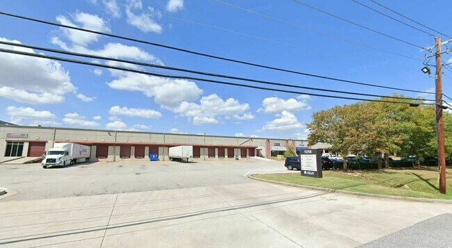 Plus de détails pour 5158 KENNEDY RD, Forest Park, GA - Industriel à louer