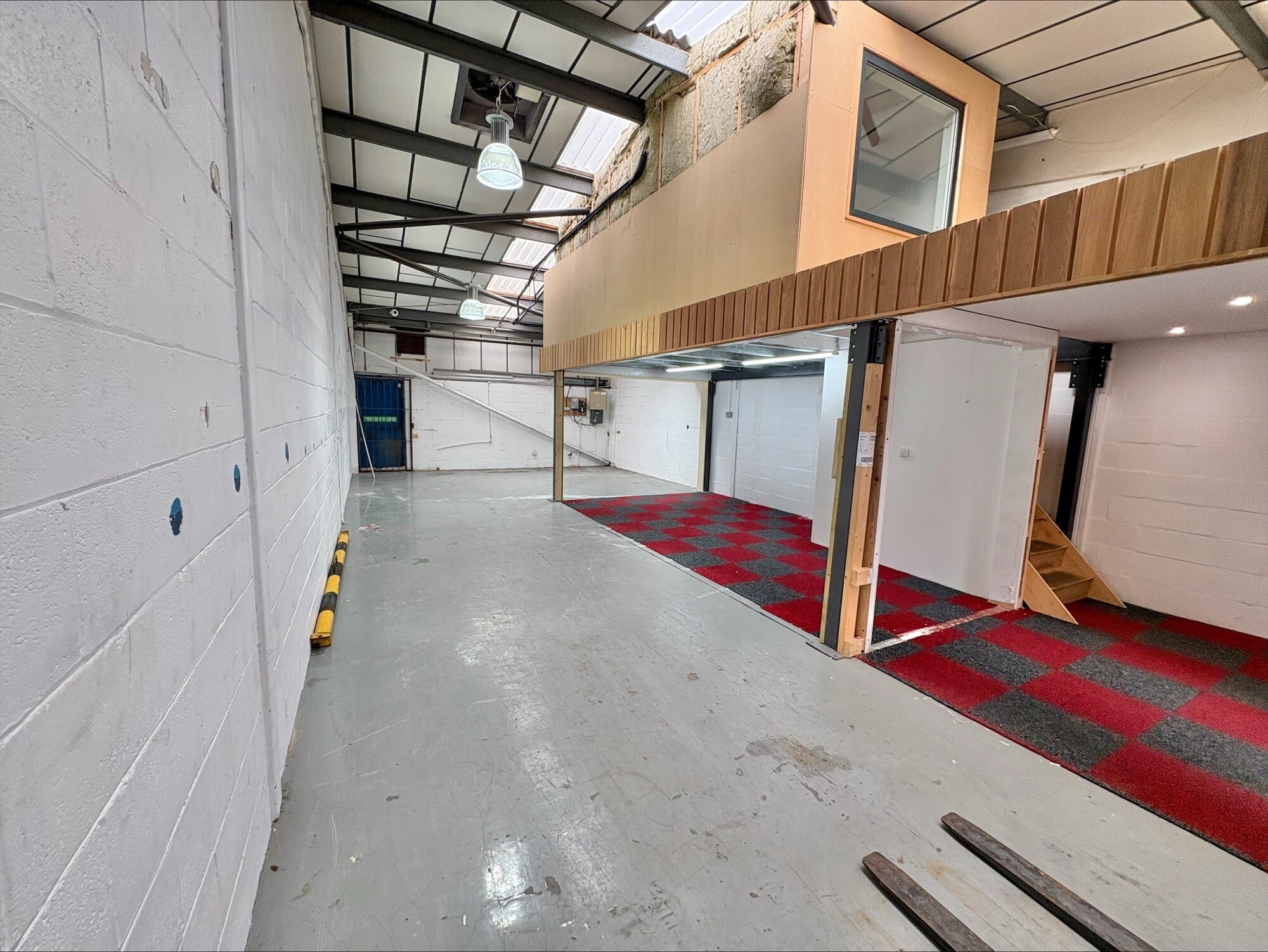 Windmill Lane Industrial Estate, Manchester for lease Interior Photo- Image 1 of 4