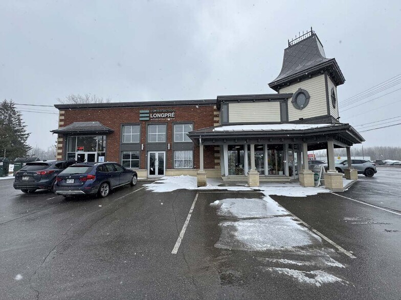 231 Rue Notre-Dame, Berthierville, QC à louer - Photo du bâtiment - Image 1 de 2