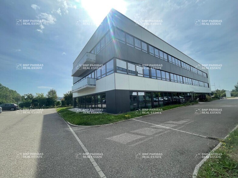Bureau dans Schiltigheim à louer - Photo du bâtiment - Image 2 de 26