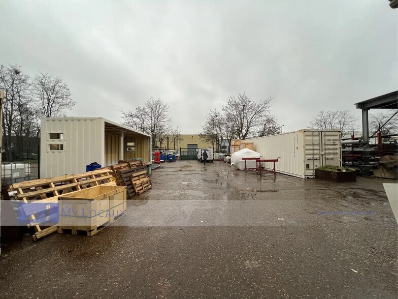 Flex dans SAINT-OUEN-L'AUMONE à louer - Photo du bâtiment - Image 3 de 8