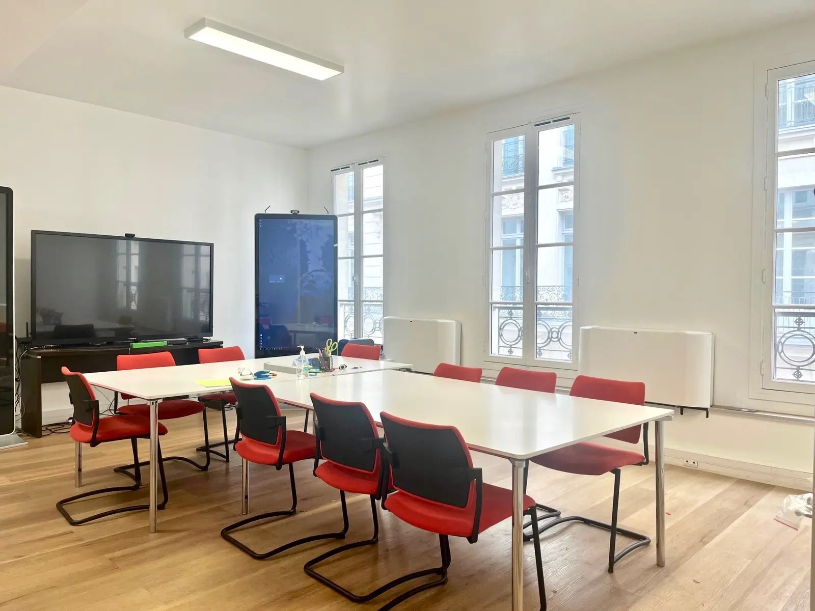 Bureau dans Paris à louer Photo intérieure- Image 1 de 2