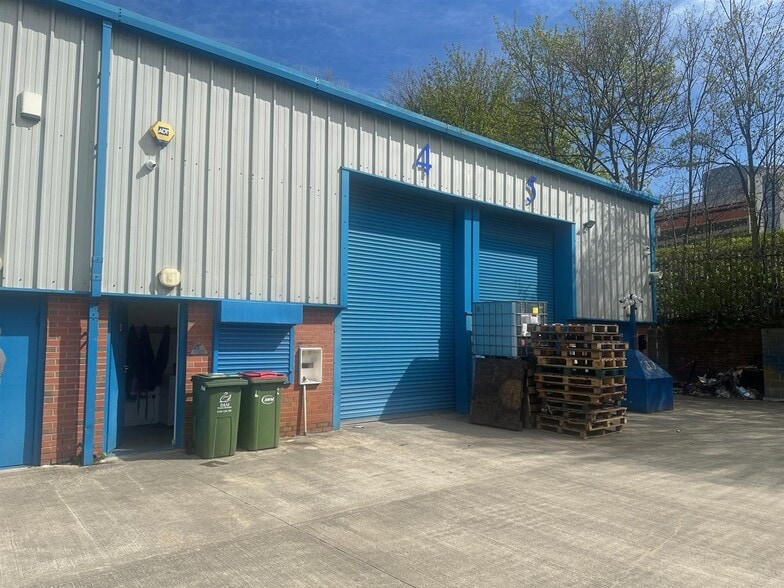 Dolly Ln, Leeds for lease - Building Photo - Image 2 of 9