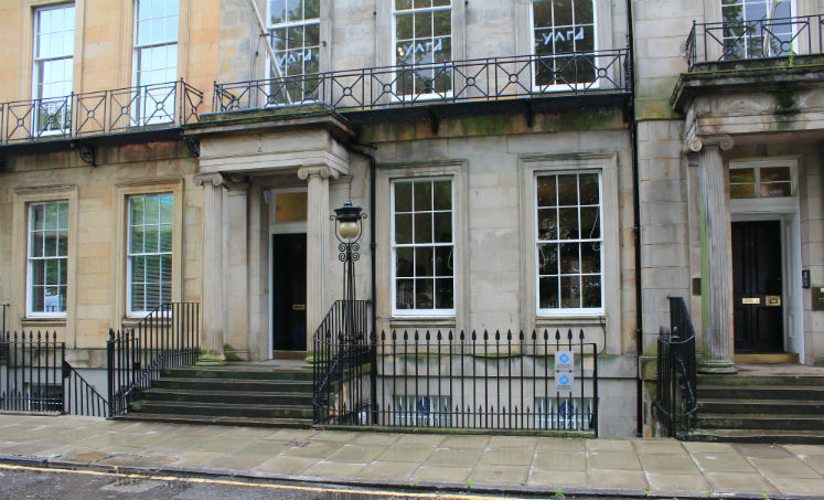 10 Rutland Sq, Edinburgh for lease - Building Photo - Image 1 of 2