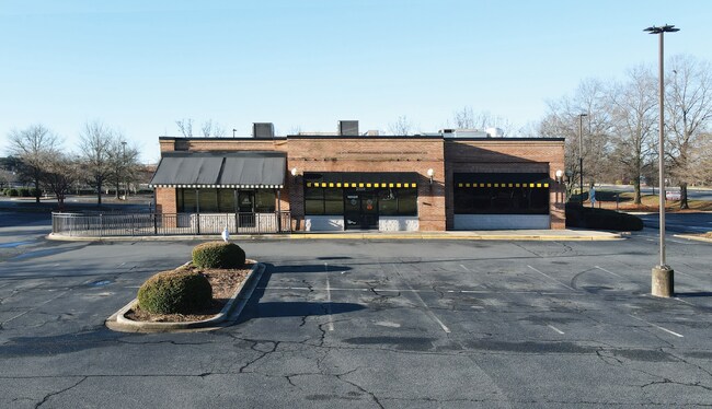 More details for 2530 Sardis Rd N, Charlotte, NC - Retail for Lease