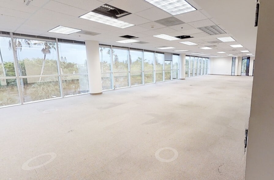 600 Corporate Dr, Fort Lauderdale, FL for lease - Matterport 3D Scan - Image 3 of 23