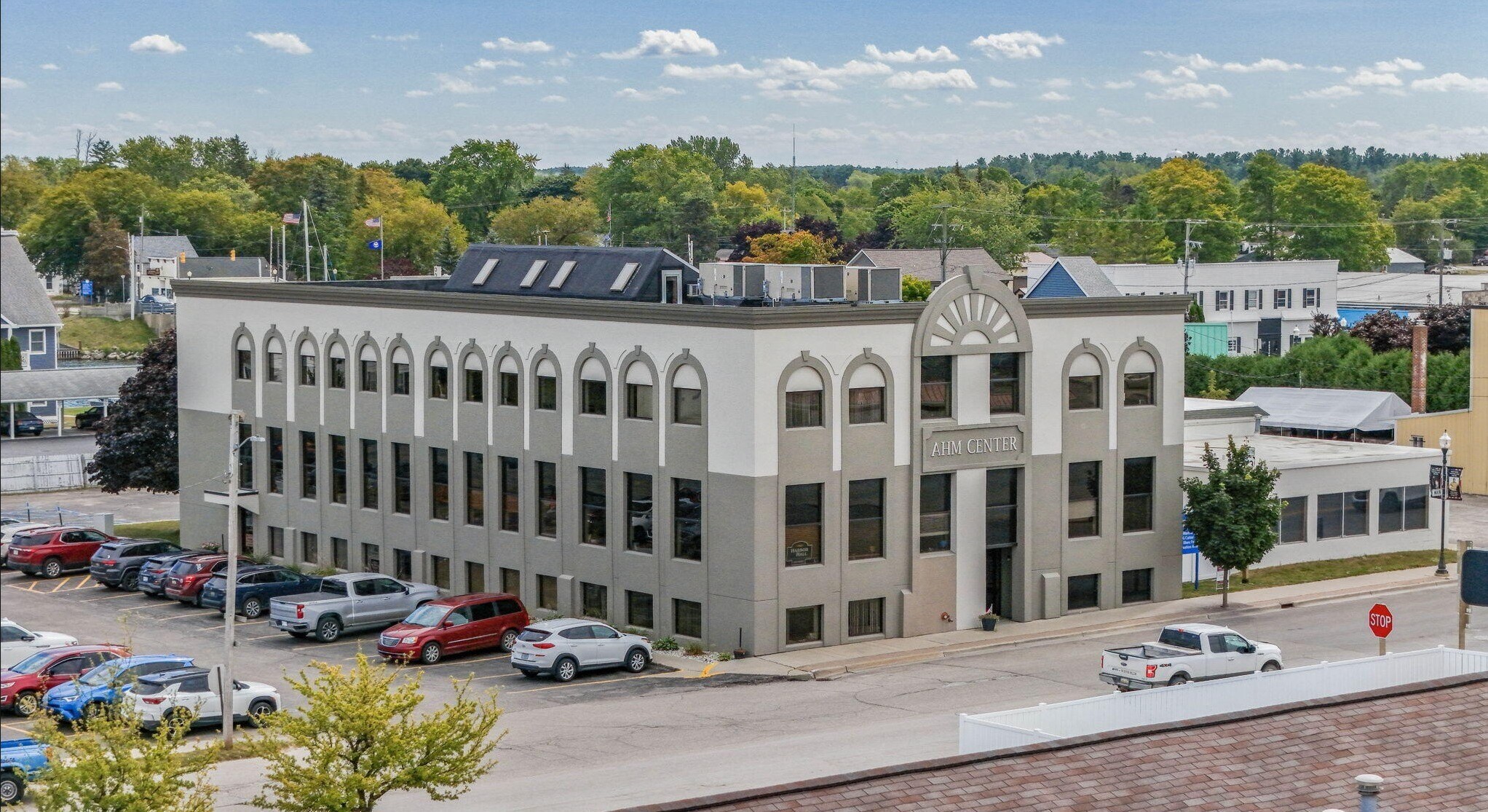 520 N Main St, Cheboygan, MI à vendre Photo principale- Image 1 de 14