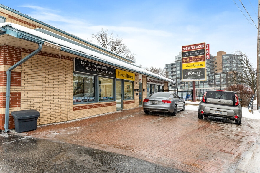 266 Beechwood Ave, Ottawa, ON à louer - Photo intérieure - Image 3 de 6