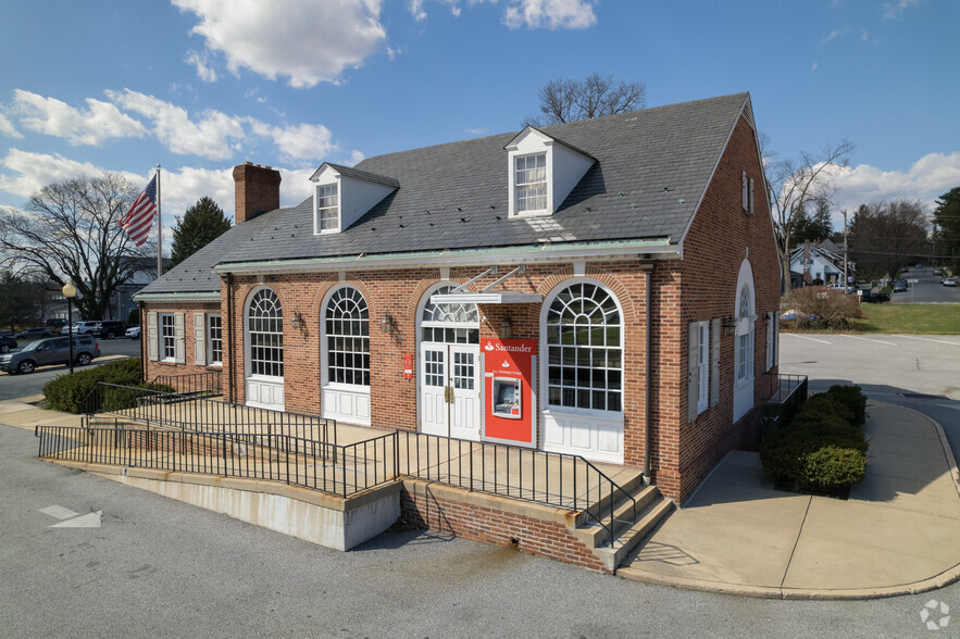 313 W Cypress St, Kennett Square, PA for lease - Building Photo - Image 2 of 5